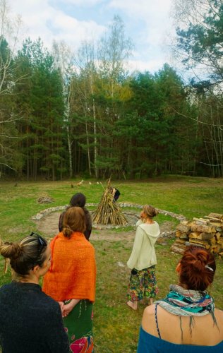 Navaratri- výživný a zdrojovací pobyt pro ženy 15.-19.4.2026